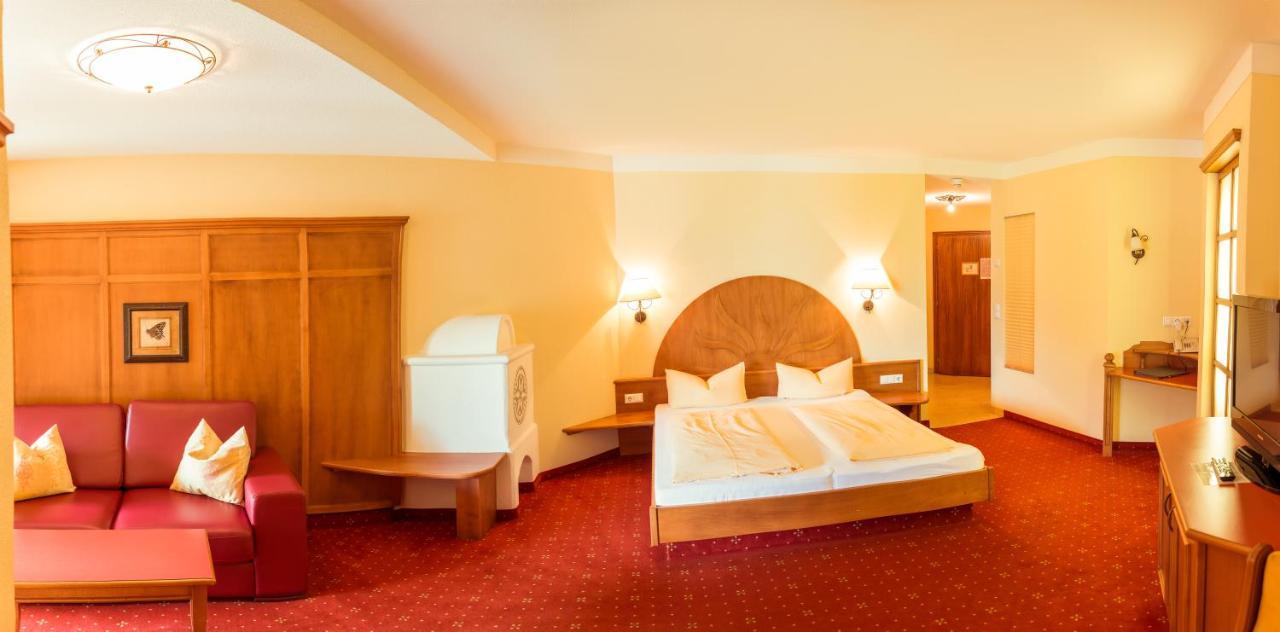 ריד אים אוברינטל Familien Hotel Mozart מראה חיצוני תמונה