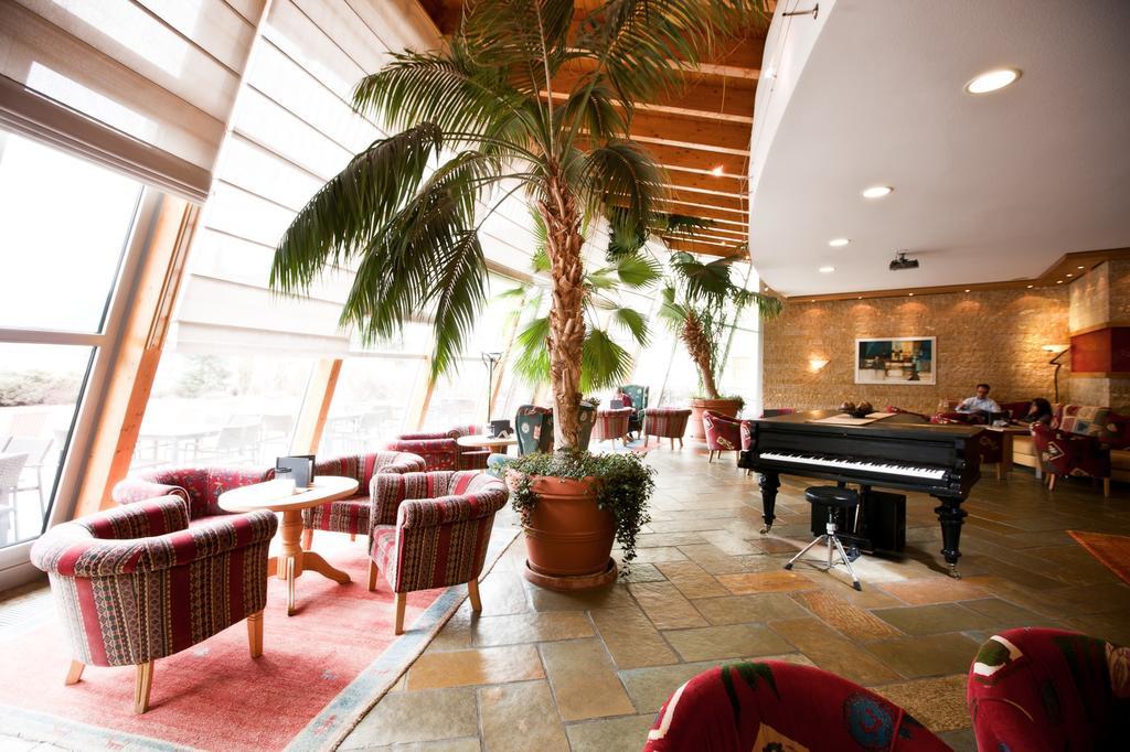 ריד אים אוברינטל Familien Hotel Mozart מראה חיצוני תמונה