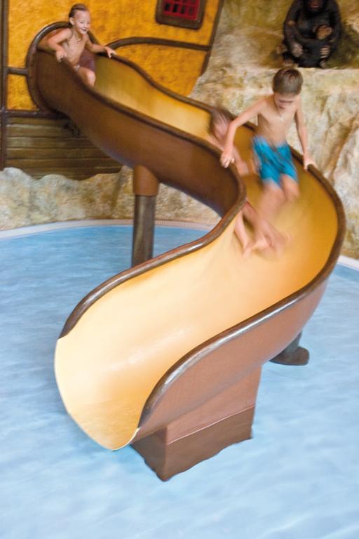 ריד אים אוברינטל Familien Hotel Mozart מראה חיצוני תמונה