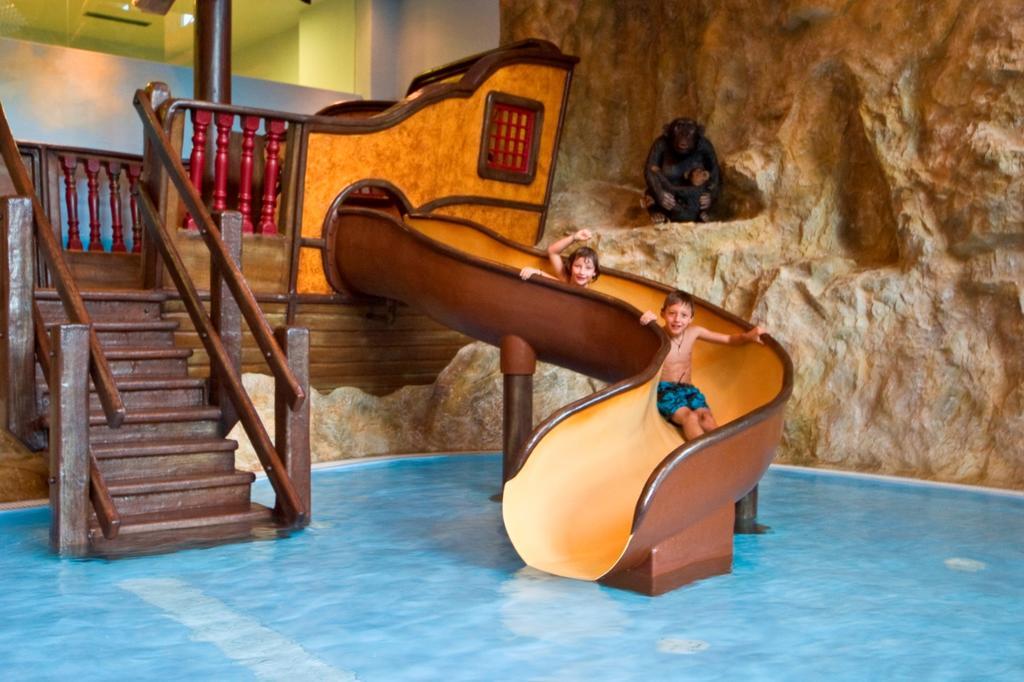 ריד אים אוברינטל Familien Hotel Mozart מראה חיצוני תמונה